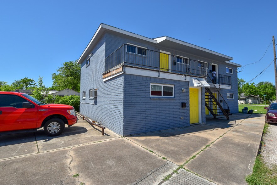 3257 Winbern St, Houston, TX for sale - Primary Photo - Image 1 of 32