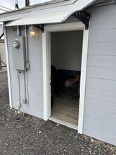 17035 Sierra Hwy, Santa Clarita, CA for lease Building Photo- Image 2 of 4