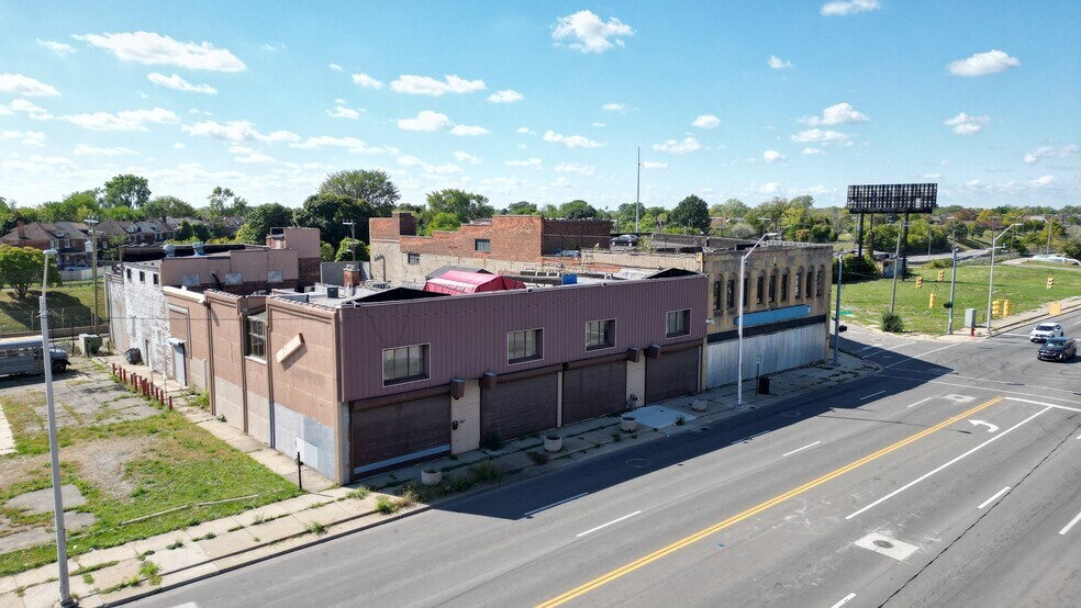 Grand River Marketplace Campus Portfolio portefeuille de 7 propriétés à vendre sur LoopNet.ca - Photo du bâtiment - Image 3 de 47