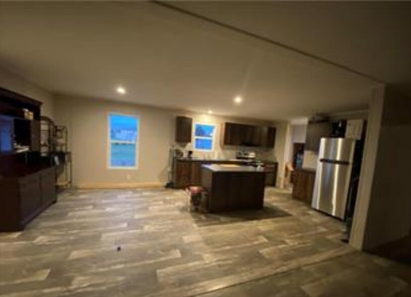 616 Moorestown Dr, Bath, PA à vendre - Photo du bâtiment - Image 3 de 3