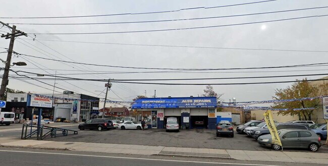 Plus de détails pour 708 Burnside Ave, Hempstead, NY - Commerce de détail à vendre