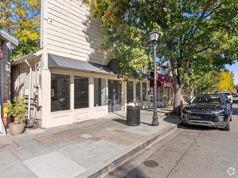 14519 Big Basin Way, Saratoga, CA for lease - Building Photo - Image 1 of 4