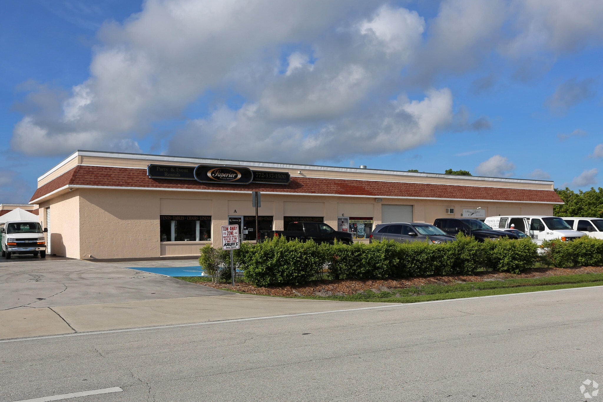 1592 SE Village Green Dr, Port Saint Lucie, FL for lease Building Photo- Image 1 of 9