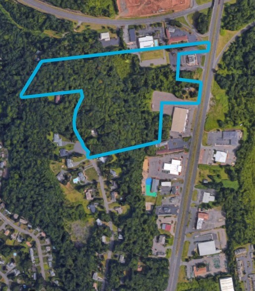 100 Cedarwood Ln, Newington, CT à vendre - Aérien - Image 2 de 3