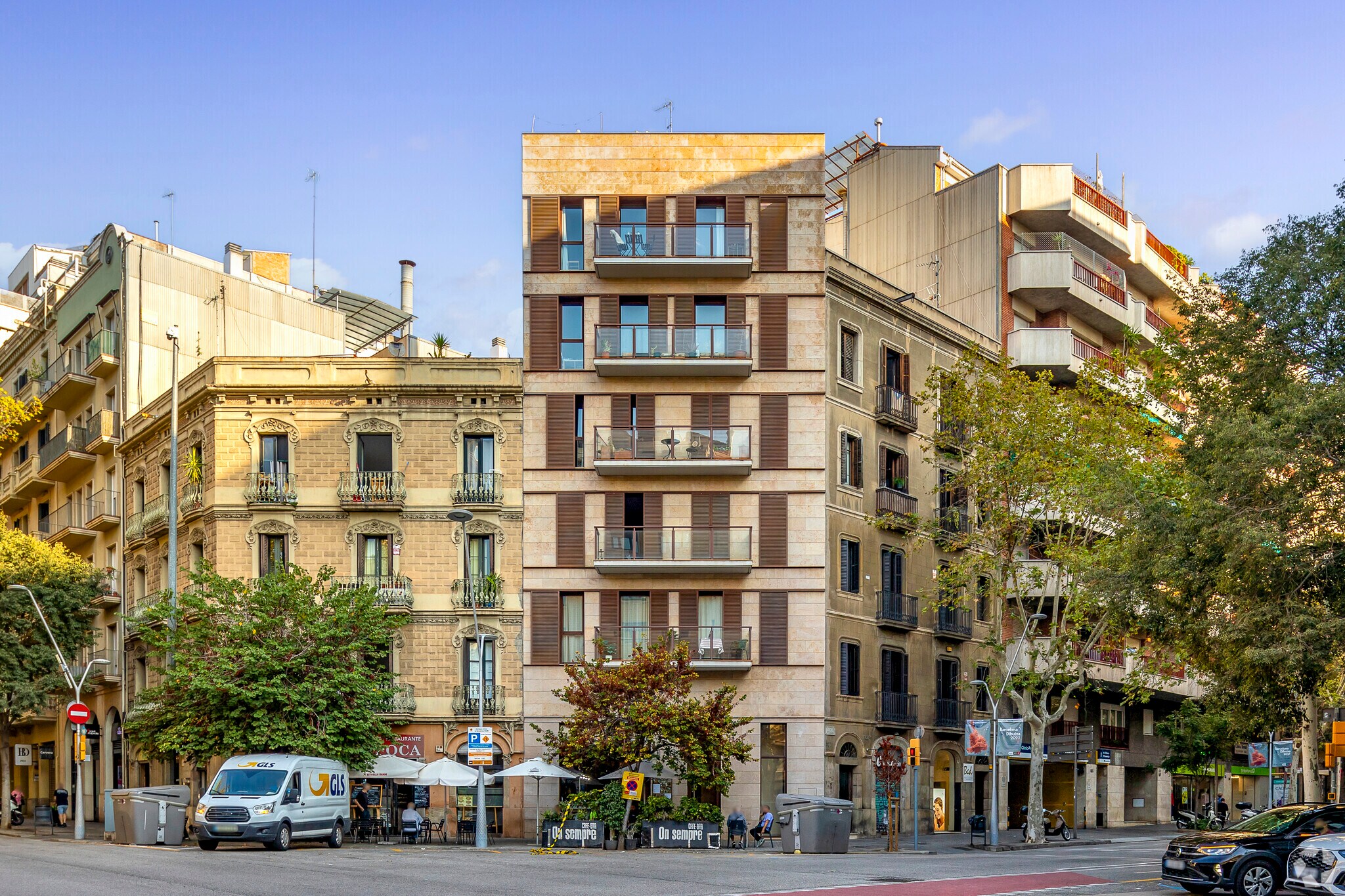 Carrer de Provença, 163, Barcelone, Barcelona à louer Photo principale- Image 1 de 3