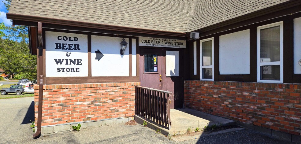 245 Ponderosa Ave, Logan Lake, BC à vendre - Photo du bâtiment - Image 3 de 5