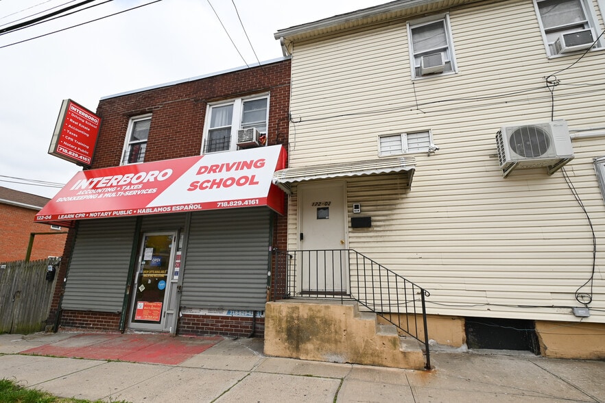 901 College Point Blvd, Flushing, NY for sale - Building Photo - Image 3 of 6