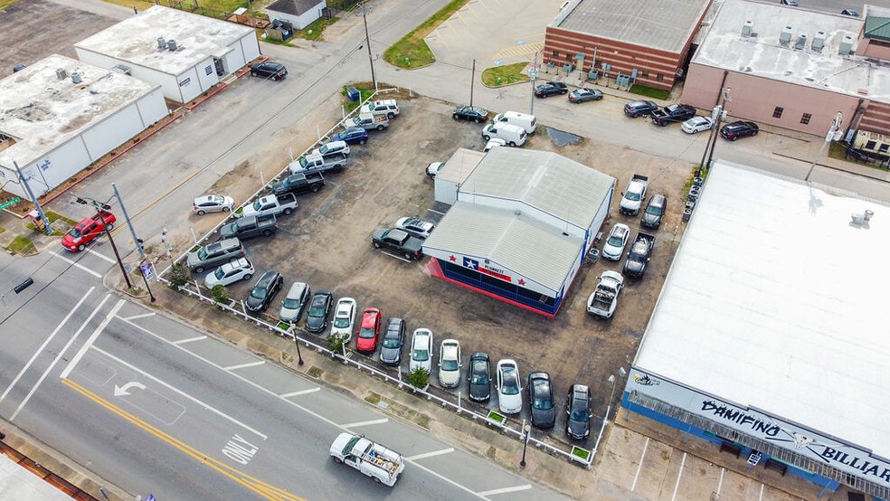 120 E Mulberry St, Angleton, TX for lease - Aerial - Image 2 of 49