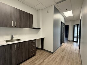 1550 Rue Ampère, Boucherville, QC à louer Photo intérieure- Image 2 de 5