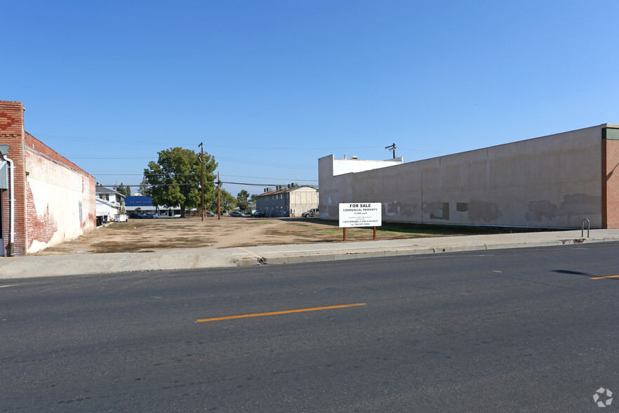 220 S L St, Dinuba, CA for sale - Primary Photo - Image 1 of 1