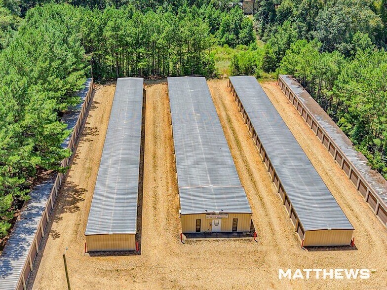 1315 24th St, Mccomb, MS à vendre - Photo du bâtiment - Image 2 de 3