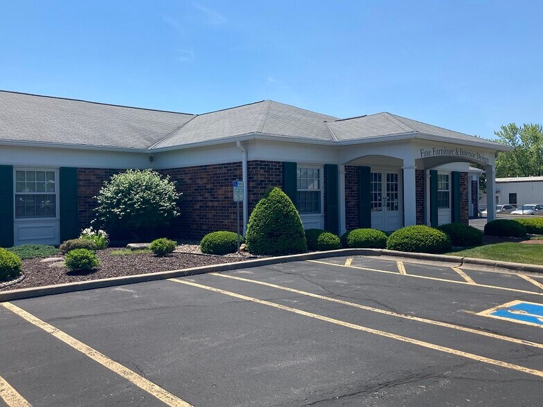 4201 E Towne Blvd, Madison, WI for sale - Building Photo - Image 2 of 6