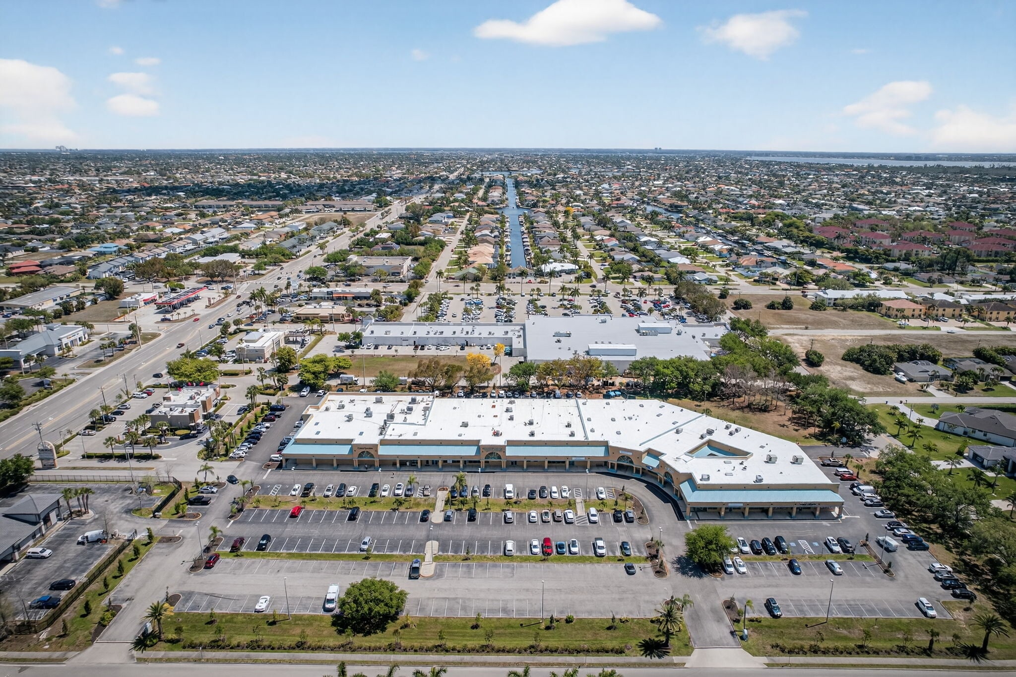 RadNet | MOB Portfolio | ABS NNN portfolio of 9 properties for sale on LoopNet.ca Primary Photo- Image 1 of 29