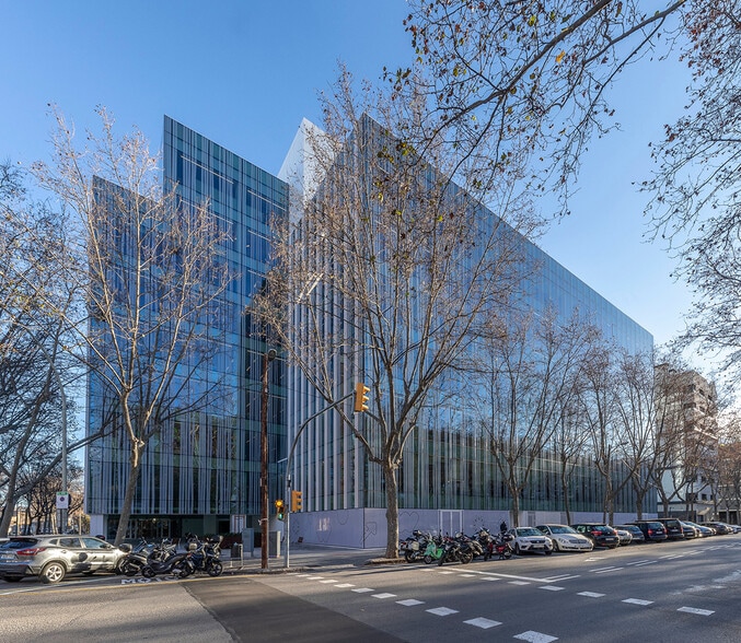 Carrer de la Selva de Mar, 125, Barcelona, Barcelona for lease - Primary Photo - Image 1 of 5