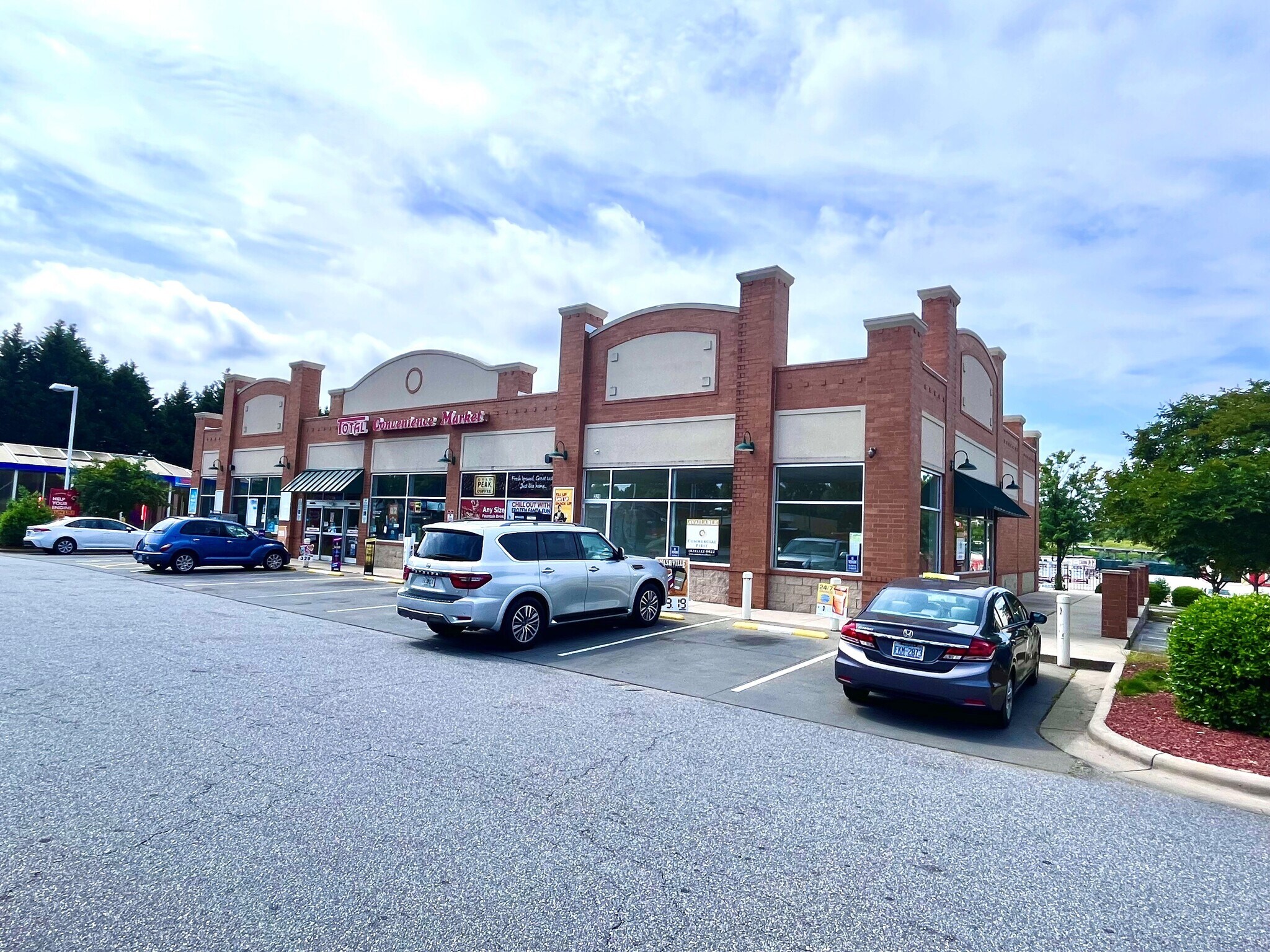 327 US Highway 70 SW, Hickory, NC for sale Building Photo- Image 1 of 1