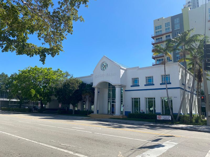 200 NE 3rd Ave, Fort Lauderdale, FL for lease Primary Photo- Image 1 of 11