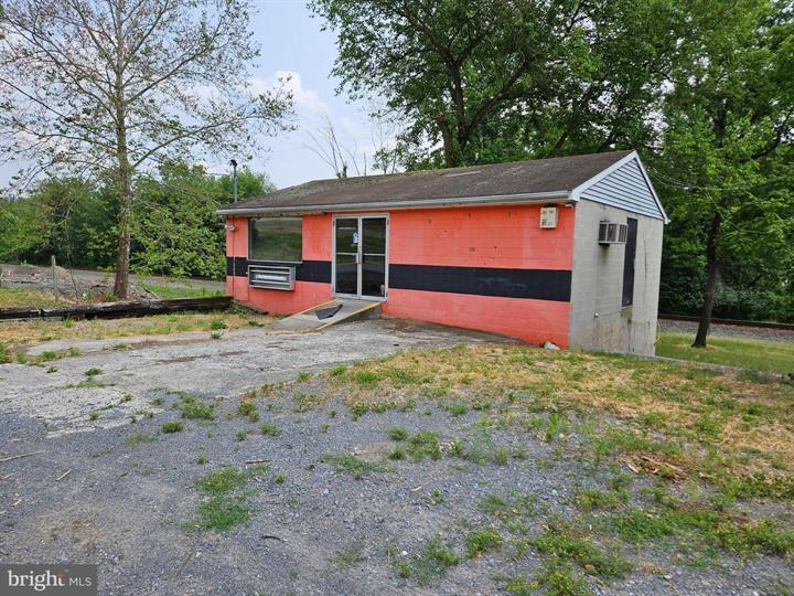 1864 Riverview Rd, Dauphin, PA à vendre - Photo du bâtiment - Image 3 de 19