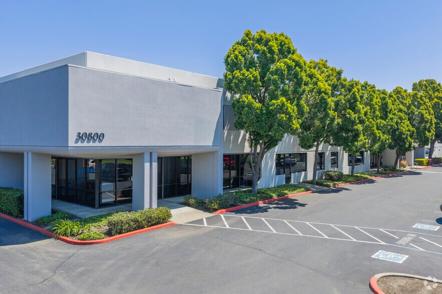 1495-1497 Zephyr Ave, Hayward, CA for lease - Building Photo - Image 3 of 13