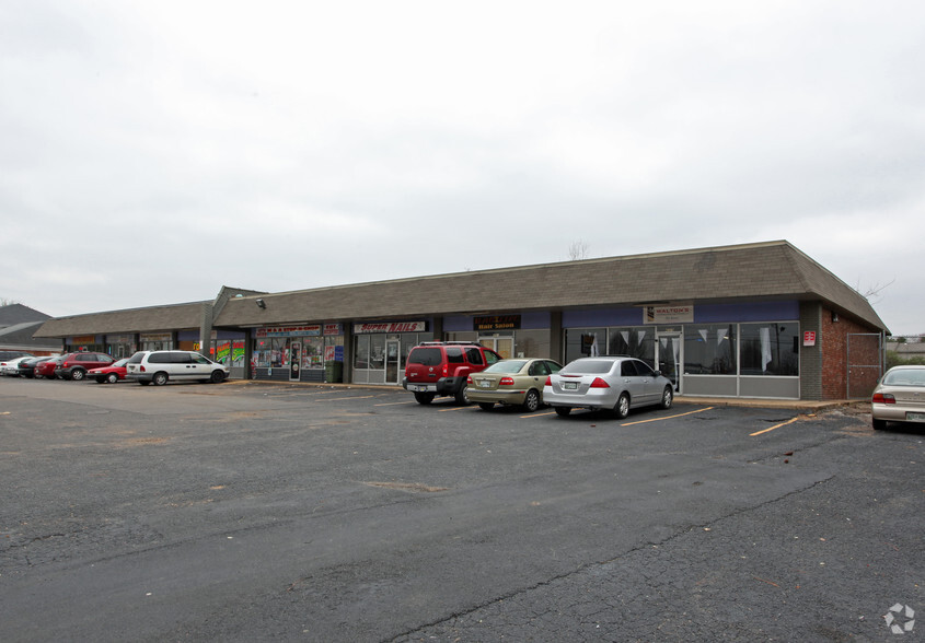 4519-4535 Millbranch Rd, Memphis, TN for lease - Building Photo - Image 1 of 3