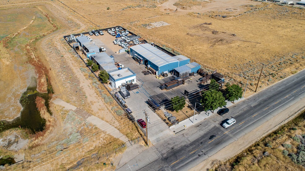 39006 20th St E, Palmdale, CA for lease - Building Photo - Image 2 of 37