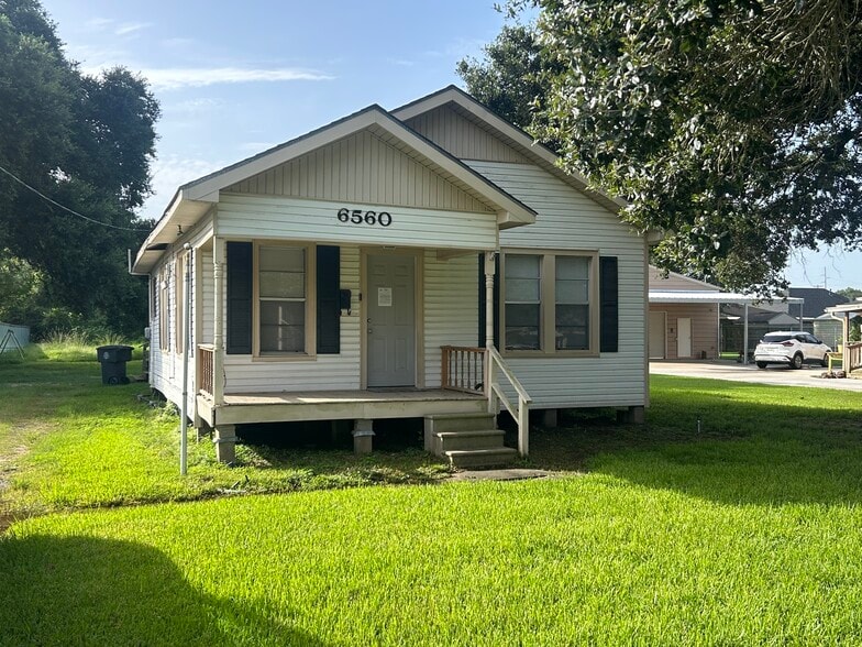6560 Howe St, Groves, TX à vendre - Photo principale - Image 1 de 5