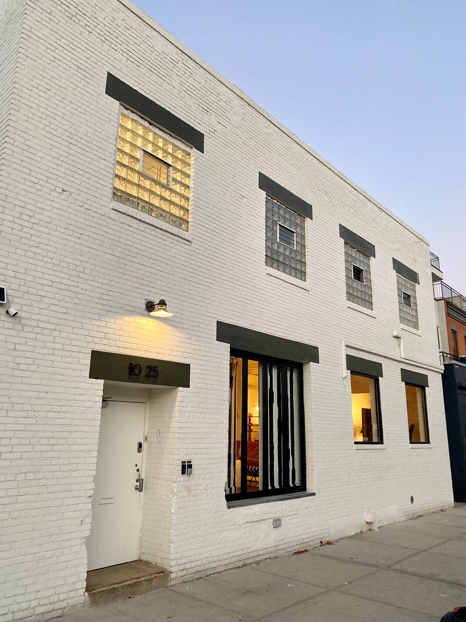 10-25 48th Ave, Long Island City, NY à vendre Photo principale- Image 1 de 1