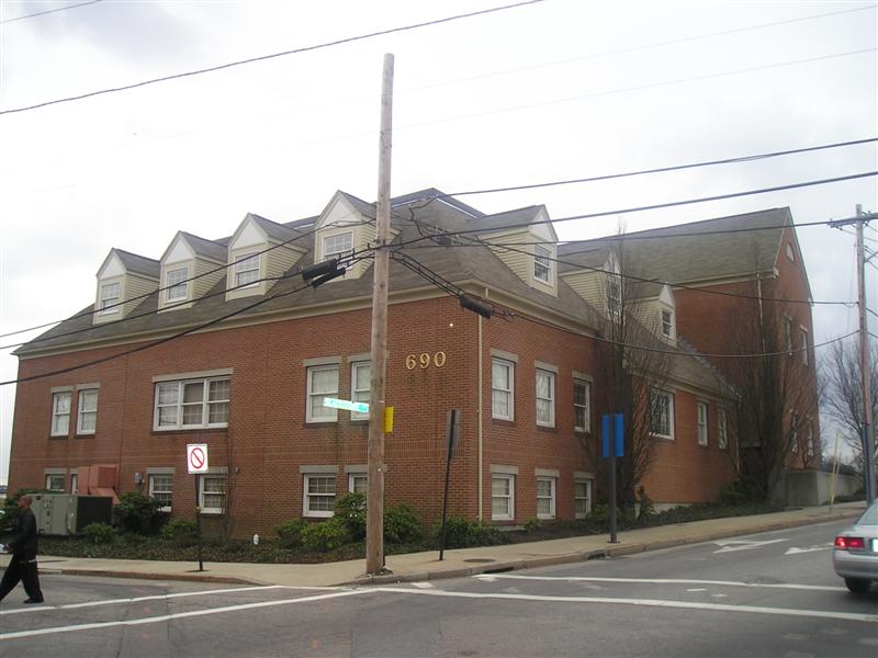 690 Eddy St, Providence, RI for sale Primary Photo- Image 1 of 1