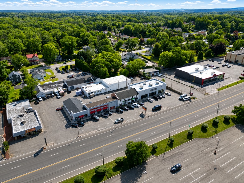 389 State Route 10, East Hanover, NJ for lease - Building Photo - Image 2 of 8