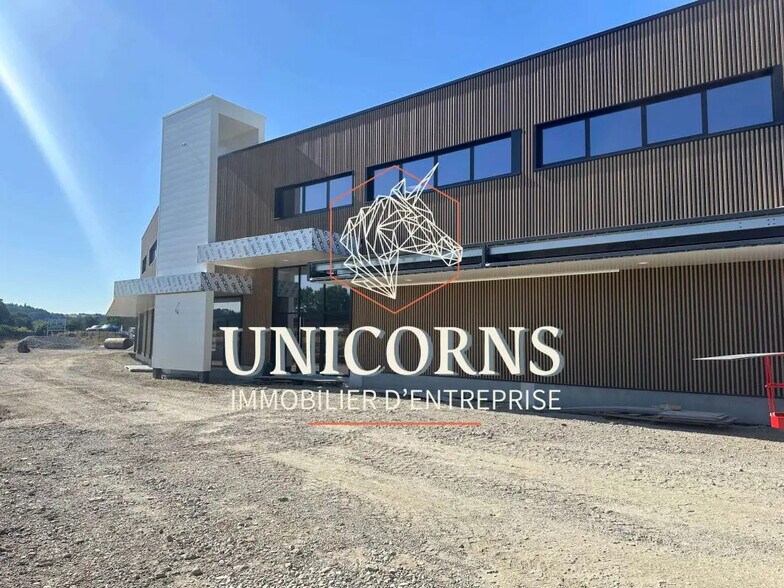 Office in Pinsaguel for lease - Building Photo - Image 2 of 7