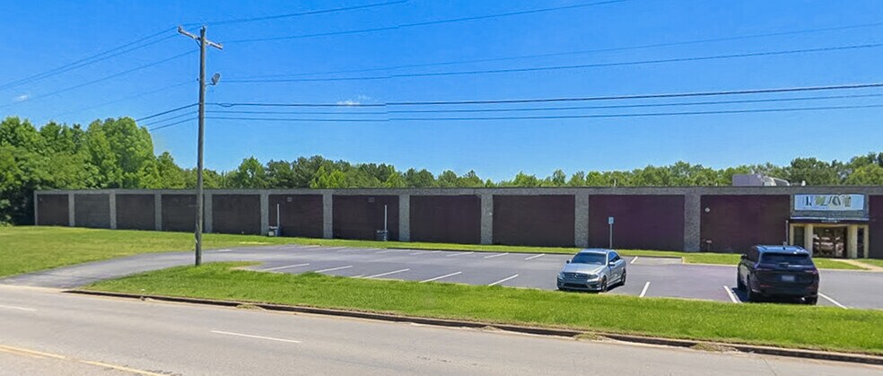410 Gossett Rd, Spartanburg, SC à vendre - Photo du bâtiment - Image 2 de 9