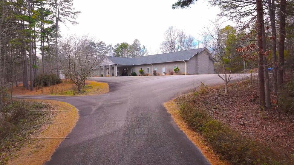 5887 Highway 320, Carnesville, GA à vendre - Vidéo sur l’inscription commerciale - Image 2 de 18