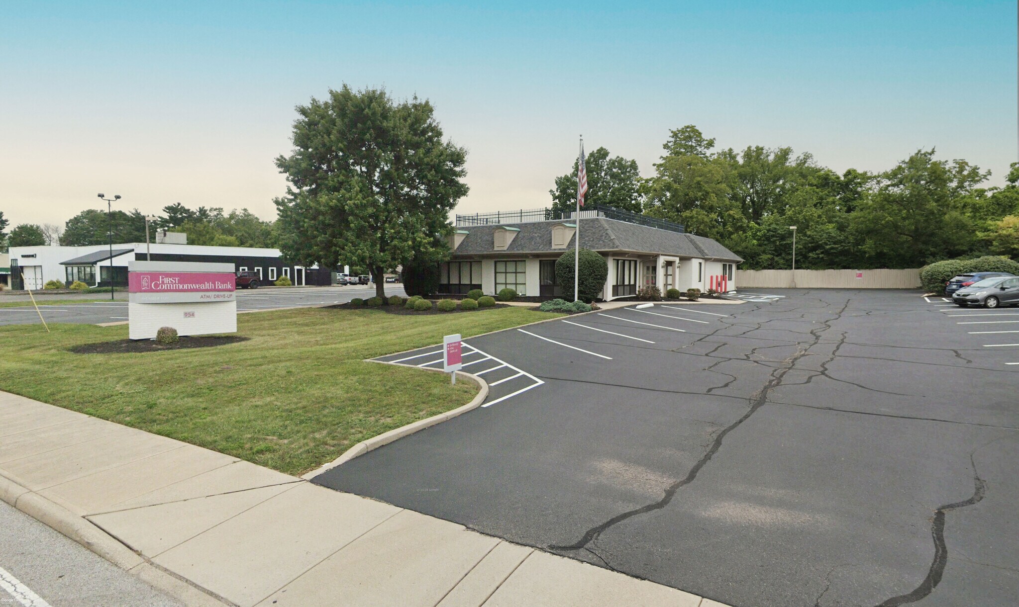 954 State Route 28, Milford, OH à vendre Photo du bâtiment- Image 1 de 1