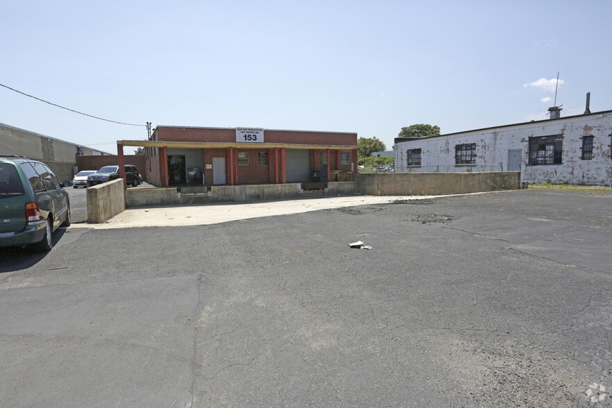 153 Allen Blvd, Farmingdale, NY for lease - Building Photo - Image 2 of 2