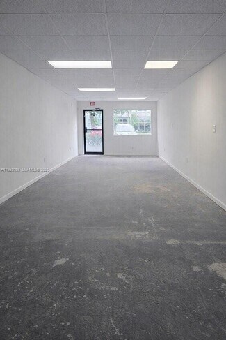 Plus de détails pour 6051-6059 Johnson St, Hollywood, FL - Commerce de détail à louer