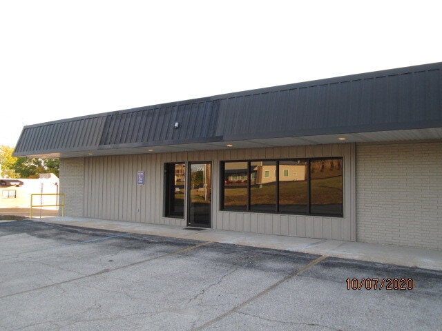 2300-2314 W Osage St, Pacific, MO for lease - Building Photo - Image 3 of 31