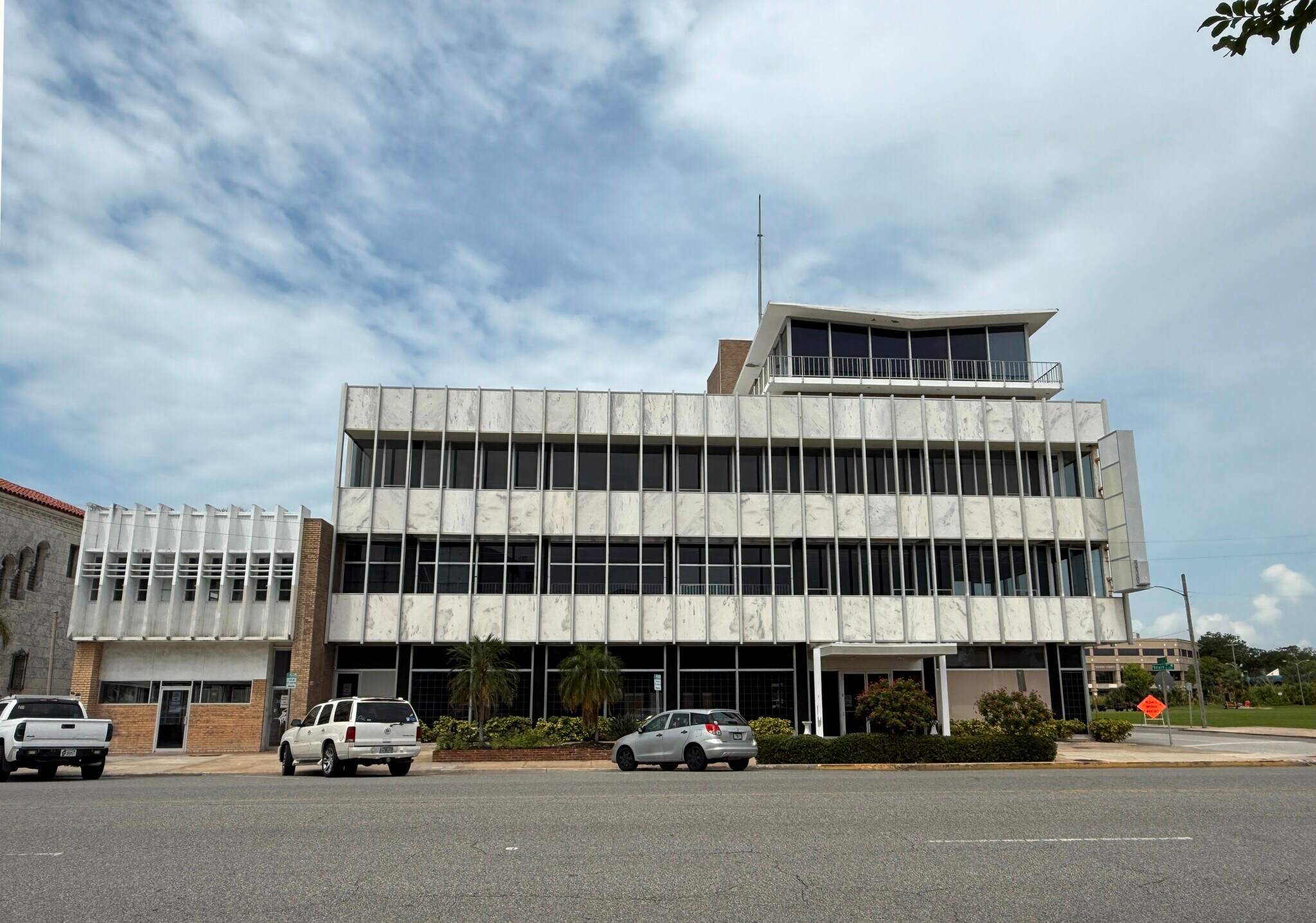 226-230 N Beach St, Daytona Beach, FL for lease Building Photo- Image 1 of 14