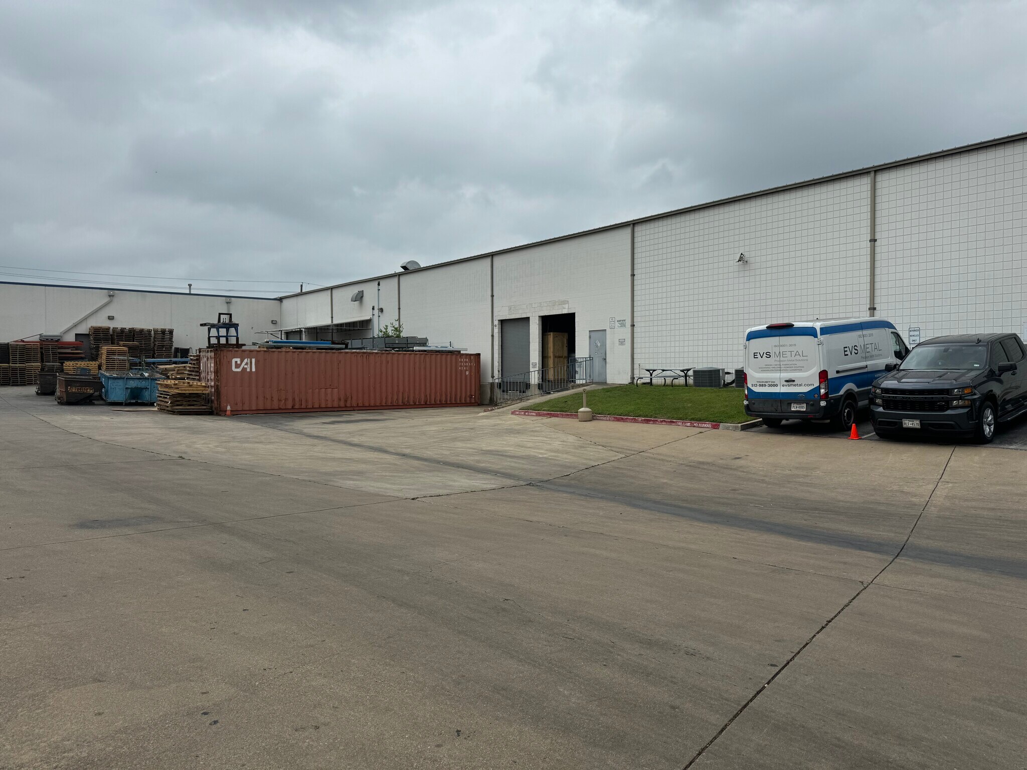 400 S Heatherwilde Blvd, Pflugerville, TX for sale Primary Photo- Image 1 of 4