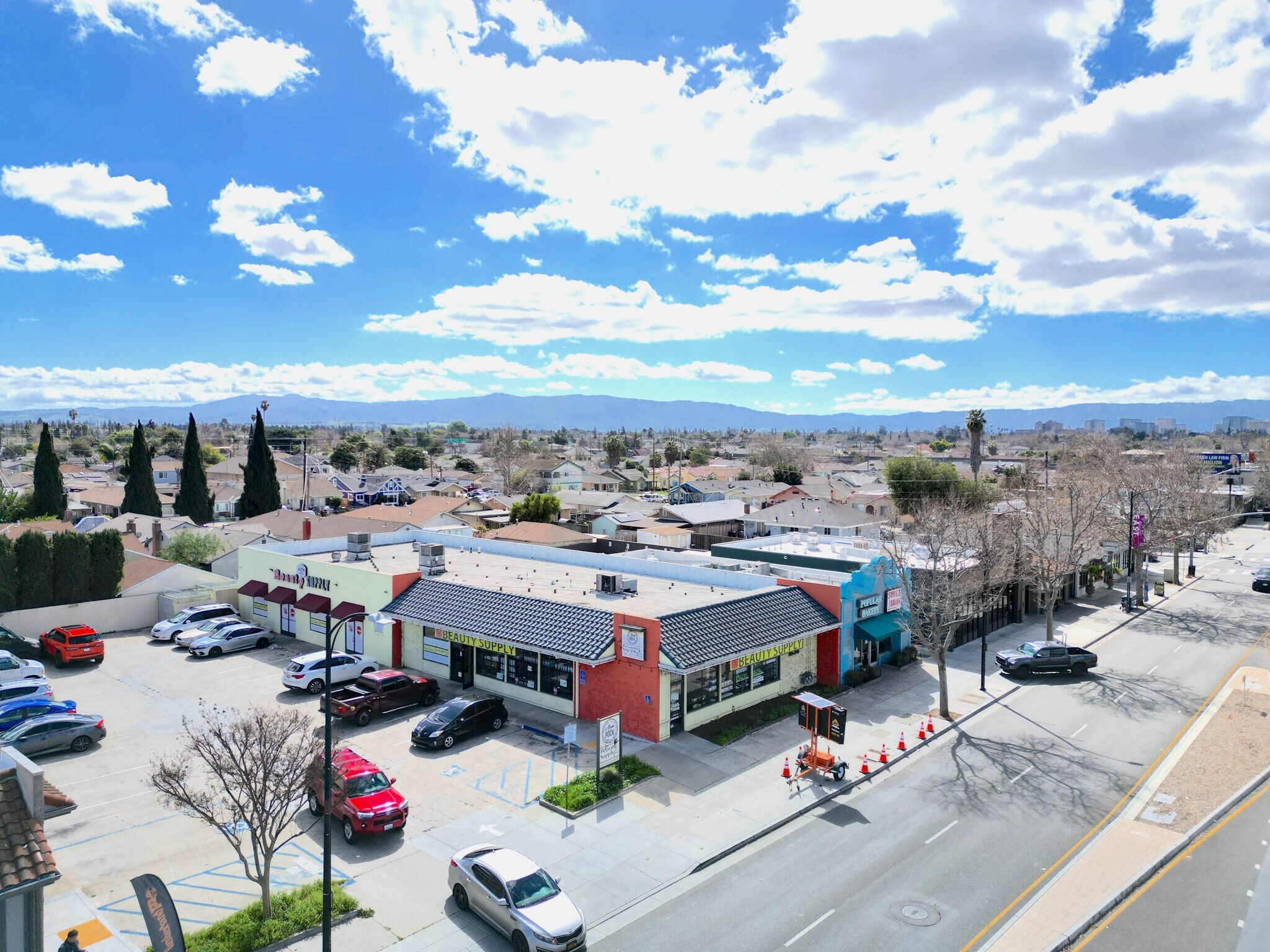 1636-1638 Alum Rock Ave, San Jose, CA à vendre Photo du bâtiment- Image 1 de 1