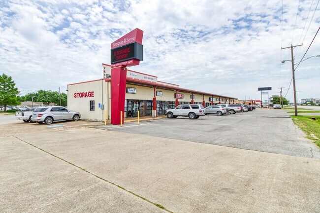 Plus de détails pour 7410 Boulevard 26, Richland Hills, TX - Bureau à louer