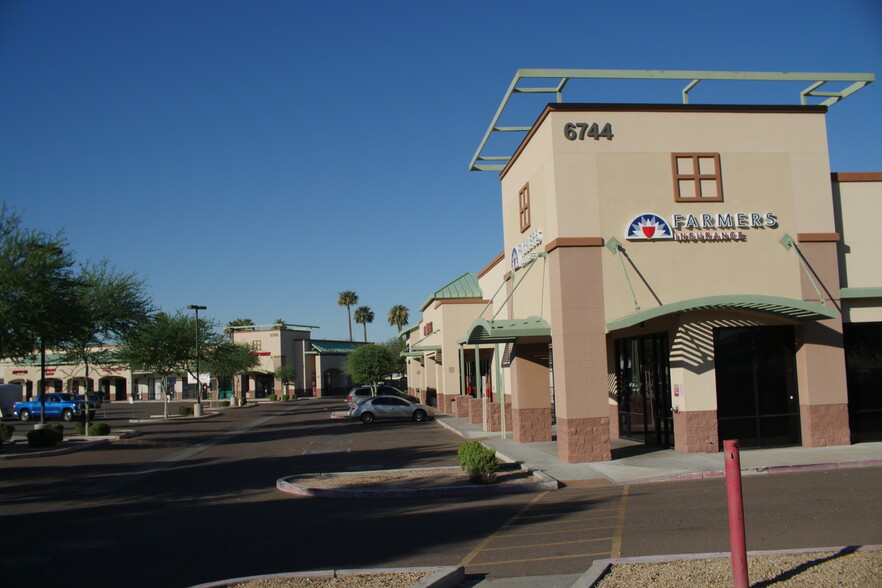 W Glendale Ave, Glendale, AZ à louer - Photo du bâtiment - Image 2 de 6