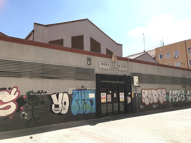 Calle San Patricio, 1, Madrid, Madrid à louer - Photo du bâtiment - Image 2 de 4