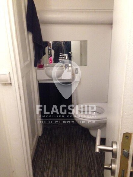 Commerce de détail dans Paris à vendre - Photo intérieure - Image 3 de 4