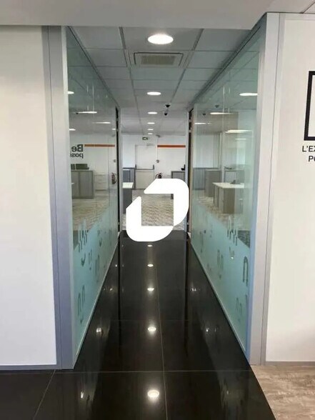 Bureau dans Vincennes à louer - Photo intérieure - Image 2 de 12