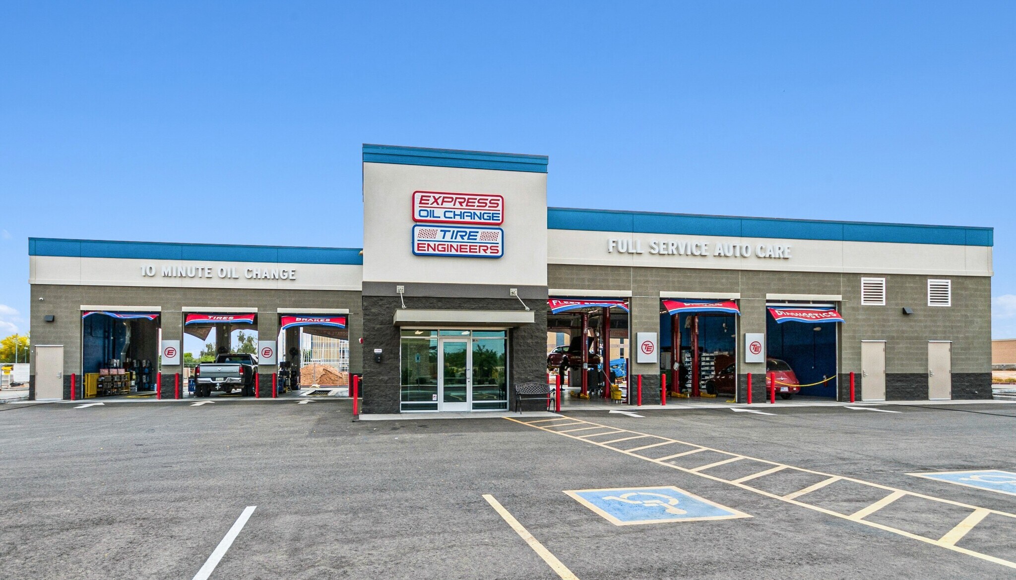 14234 Litchfield Rd, Surprise, AZ à vendre Photo principale- Image 1 de 6