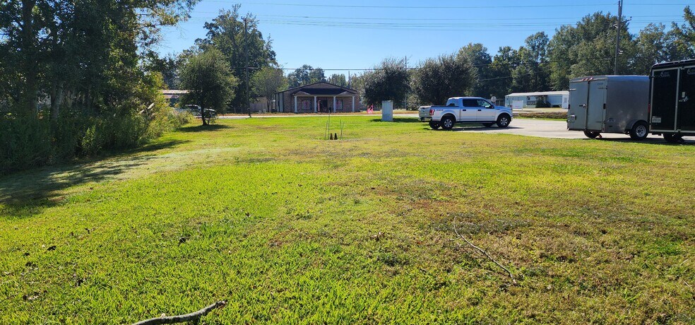 37044 Perkins Rd, Prairieville, LA à louer - Photo du bâtiment - Image 3 de 11