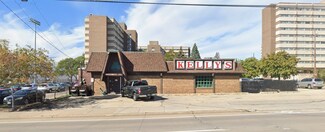 Plus de détails pour 219 Wisconsin St, Oshkosh, WI - Commerce de détail à vendre