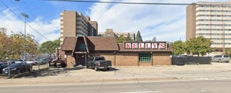 Plus de détails pour 219 Wisconsin St, Oshkosh, WI - Commerce de détail à vendre