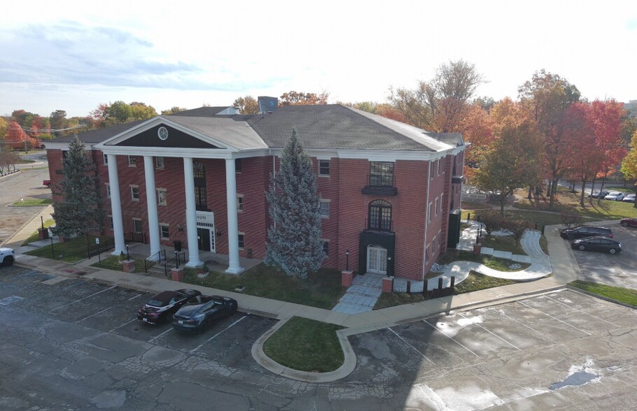 10291 N Meridian St, Carmel, IN à louer - Photo du bâtiment - Image 1 de 7