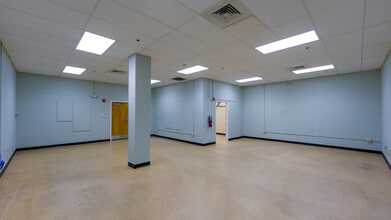 128 Bingham Rd, Asheville, NC à louer Photo intérieure- Image 2 de 7