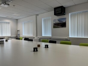 Chequers Clos, Malvern for lease Interior Photo- Image 1 of 3